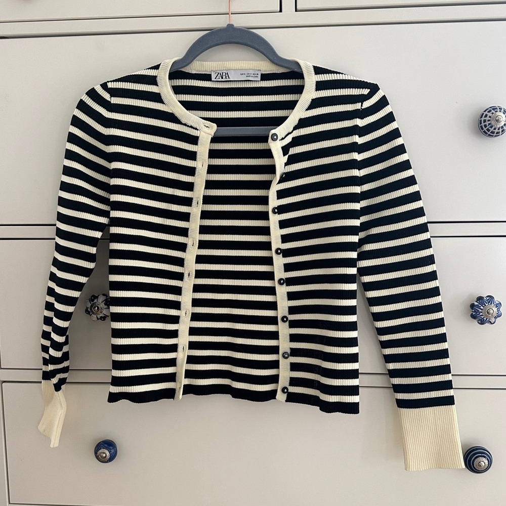 Zara Striped Light Sweater